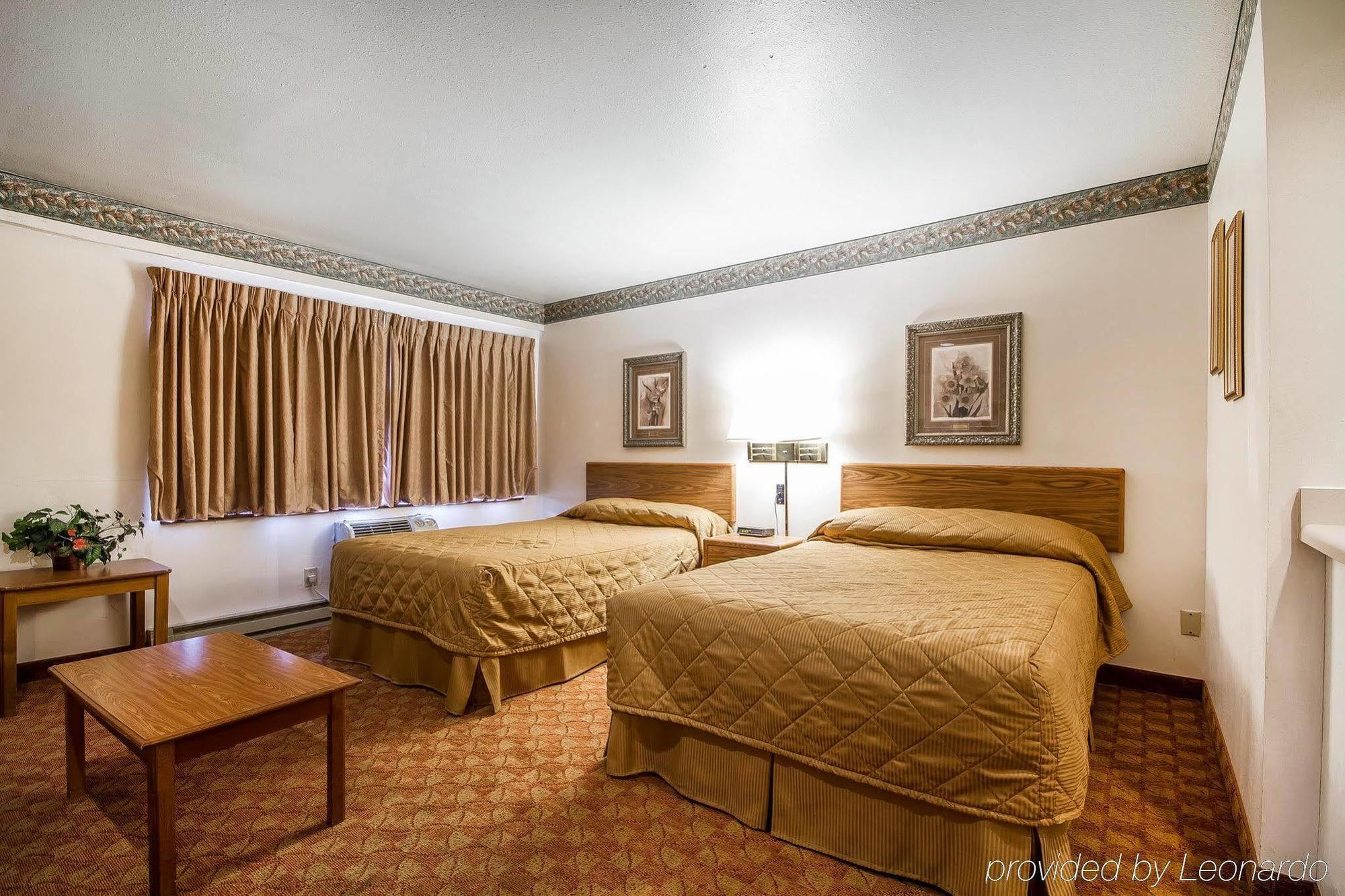 Rodeway Inn & Suites Madison East Dış mekan fotoğraf